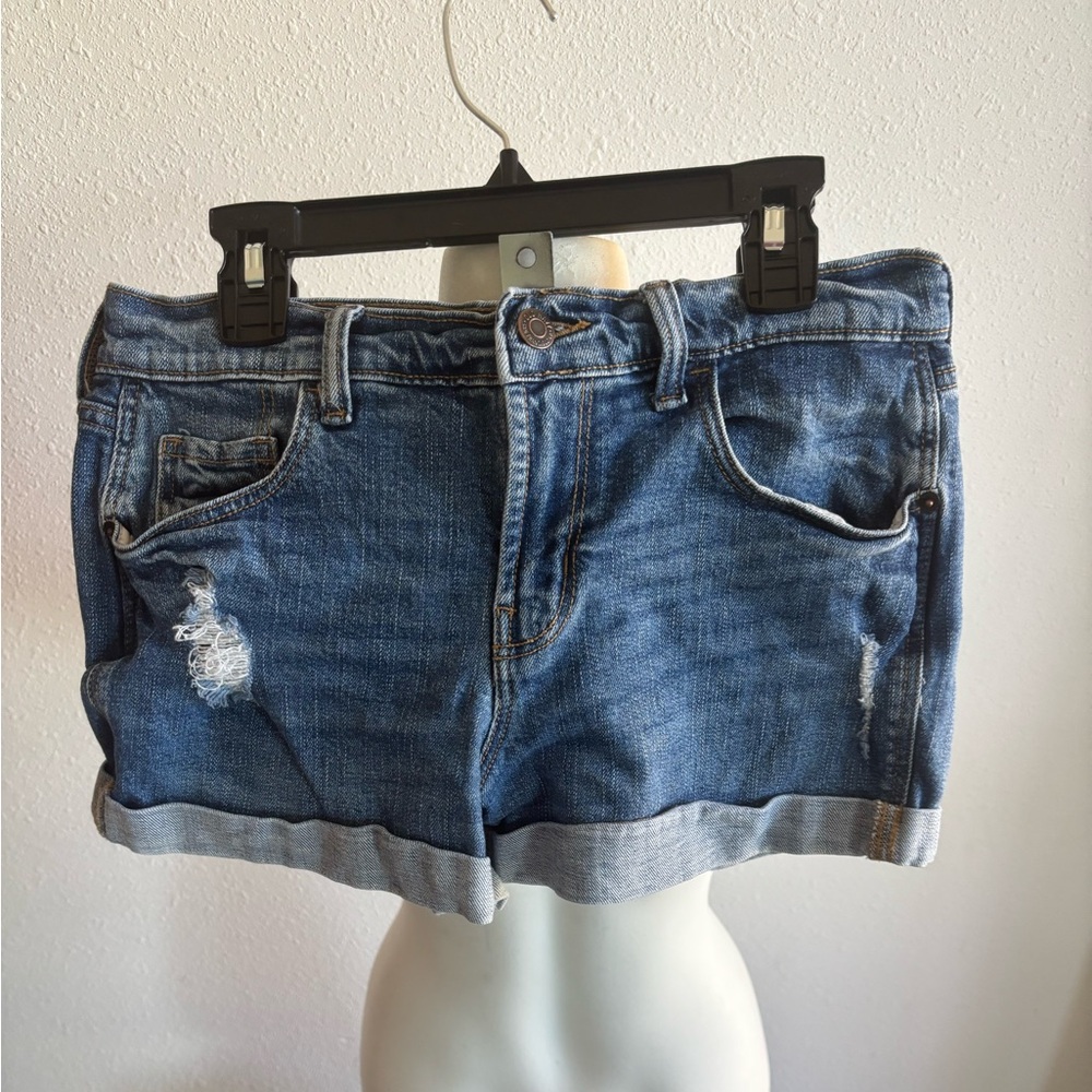 Old Navy Mid Rise Boyfriend Shorts